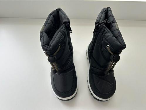 Snowboots maat 28, Kinderen en Baby's, Kinderkleding | Schoenen en Sokken, Zo goed als nieuw, Laarzen, Jongen, Ophalen of Verzenden