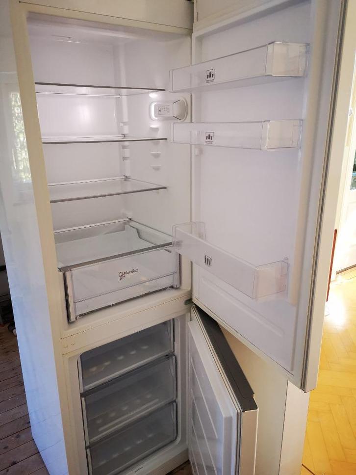Whirlpool koelvriescombinatie, Witgoed en Apparatuur, Koelkasten en IJskasten, Gebruikt, Met aparte vriezer, 200 liter of meer