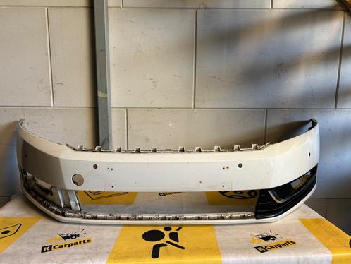 Voorbumper volkswagen Passat B7 bumper 4x PDC 3AA807221, Auto-onderdelen, Carrosserie en Plaatwerk, Bumper, Volkswagen, Voor, Gebruikt