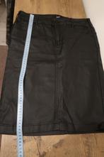 Zizzi prachtige zwarte leder look rok M, Kleding | Dames, Rokken, Maat 38/40 (M), Zizzi, Zwart, Ophalen of Verzenden