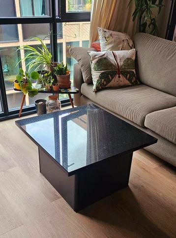 Granieten salontafel 70x75cm - hoogglans blad beschikbaar voor biedingen