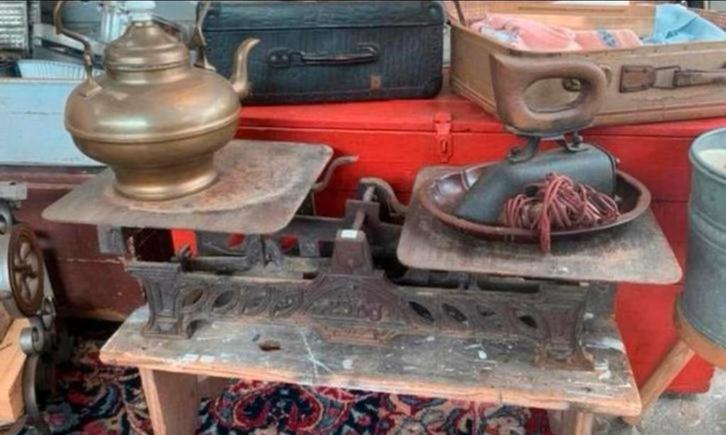 Weegschaal mooie antieke gietijzer smeedijzeren weegschaal, Antiek en Kunst, Antiek | Gereedschap en Instrumenten, Ophalen of Verzenden