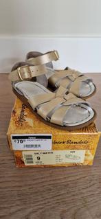 Sun-San Salt Water Sandals goud maat 26-27, Kinderen en Baby's, Kinderkleding | Schoenen en Sokken, Ophalen of Verzenden, Gebruikt
