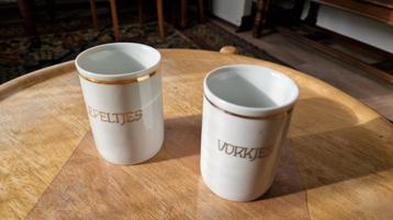 2 mooie bekers. Vorkjes Lepeltjes beschikbaar voor biedingen