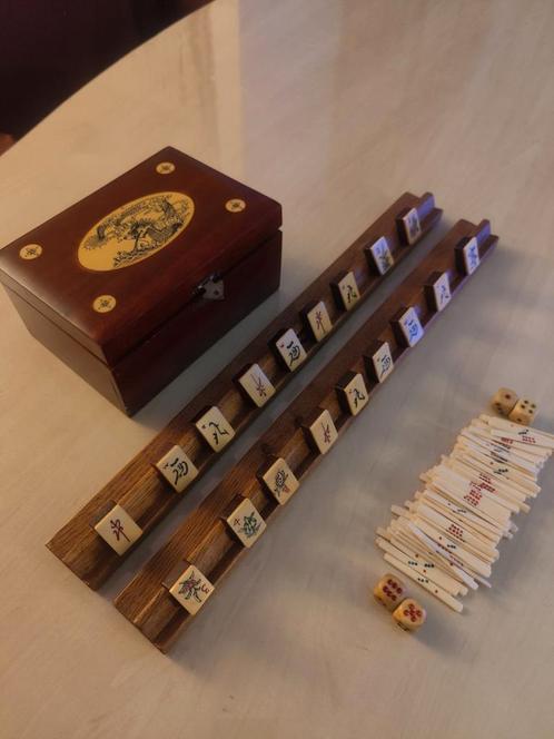 Mahjong spel gemaakt amber en Sandelhout,het duurste hout., Antiek en Kunst, Antiek | Speelgoed, Ophalen of Verzenden