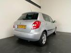 Skoda Fabia 1.2-12V Tour.Cruise. Clima! (bj 2009), Auto's, Skoda, Voorwielaandrijving, Gebruikt, 1198 cc, Bedrijf