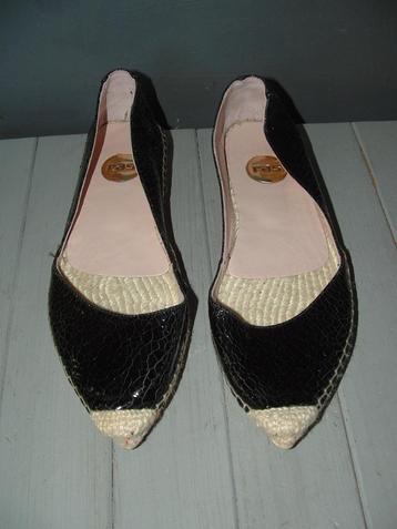 Ras espadrilles pointed toe flat instappers maat 37   beschikbaar voor biedingen