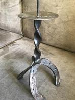Hoefijzer kandelaar oud/Antiek., Gebruikt, 25 tot 50 cm, Zwart, Ophalen of Verzenden
