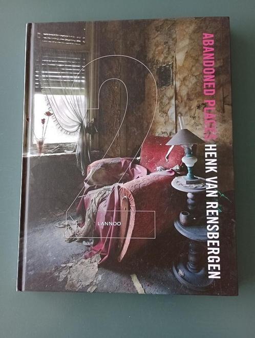 ABANDONED PLACES 2  Henk van Rensbergen, Boeken, Kunst en Cultuur | Fotografie en Design, Zo goed als nieuw, Fotografen, Verzenden