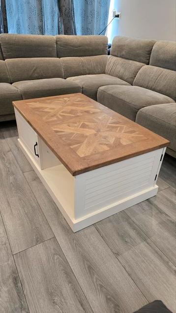 Salontafel  beschikbaar voor biedingen