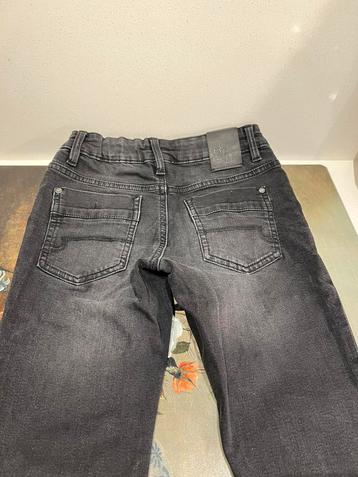 Blue Ridge zwarte spijkerbroek, mt 134. Slim model. Nieuwst. beschikbaar voor biedingen