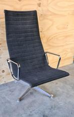 Charles en Ray Eames EA124 lounge stoel by Herman Miller, Gebruikt, Metaal, Ophalen