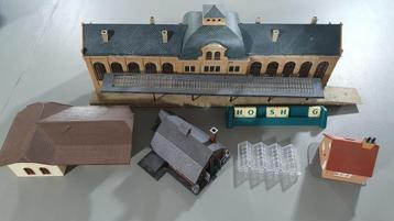H0 Modelspoor huisjes gebouwd 5 stuks beschikbaar voor biedingen