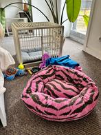 Puppy bench + mand en toebehoren, Dieren en Toebehoren, Hondenmanden, Ophalen, Nieuw