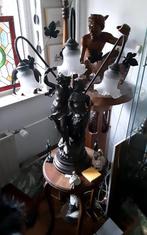Antieke lamp met beeld, Antiek en Kunst, Antiek | Lampen, Ophalen