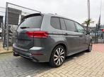 VOLKSWAGEN TOURAN 1.5 TSI AUT. PANO, Auto diversen, Schadeauto's, Volkswagen, 1500 cc, Zilver of Grijs, Benzine