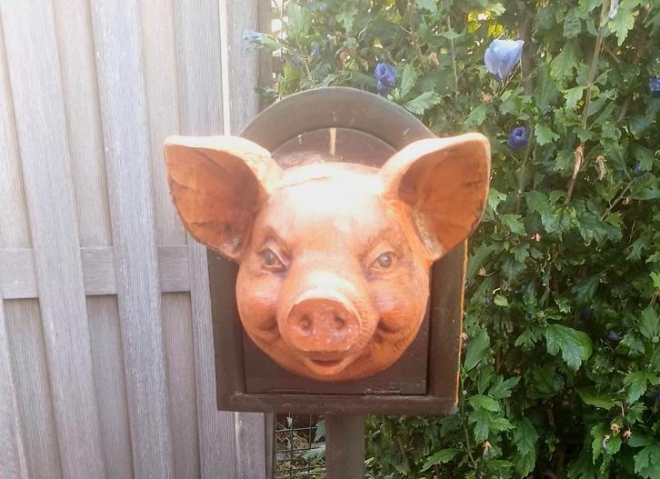 USA Piggy Box mooie plantenbak als brievenbus varkenskop, Tuin en Terras, Tuinbeelden, Zo goed als nieuw, Metaal, Ophalen