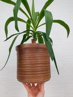 XL bloempot aardewerk. Vintage geribbelde plantenpot., Ophalen of Verzenden, ., ., .