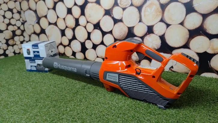 NIEUWE Husqvarna 525 iB Accu Bladblazer SET Accu & Lader, Tuin en Terras, Bladblazers, Nieuw, Handgedragen, Accu, Ophalen of Verzenden