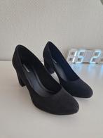 Graceland zwarte suede pumps maat 37, Ophalen of Verzenden, Zo goed als nieuw, Zwart