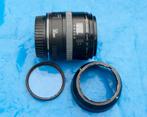 Canon EF 2.5 50mm 1:2 macrolens + Nikon ZK en 52 UV filter, Ophalen of Verzenden, Zo goed als nieuw, Macrolens