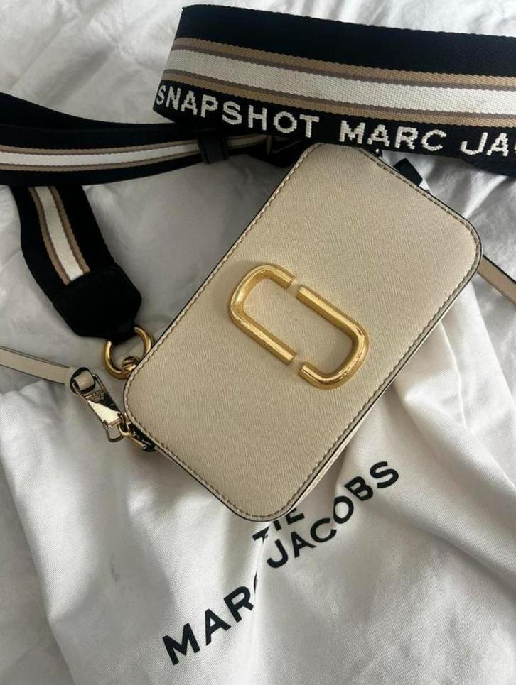 Marc Jacobs Snapshot Tas, Sieraden, Tassen en Uiterlijk, Tassen | Damestassen, Gebruikt, Schoudertasje, Beige, Ophalen of Verzenden