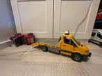 Bruder car service + evt 2 playmobile poppetjes, Ophalen, Zo goed als nieuw