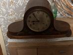 Mooie pendule met leuk houtsnijwerk!, Antiek en Kunst, Antiek | Klokken, Ophalen of Verzenden