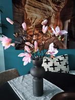 Zwarte vaas met kunstbloemen, Ophalen, Nieuw