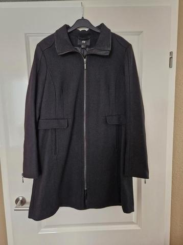 Winterjas zwart met rits maat 44 H&M beschikbaar voor biedingen