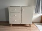 Commode Kidsmill Lars (wit met hout), Ophalen, 50 tot 70 cm, Opstaande rand, 100 cm of meer