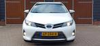 Toyota Auris Touring Sports 1.8 Hybr. Executive, Auto's, Toyota, Gebruikt, Leder en Stof, Wit, 25 km/l
