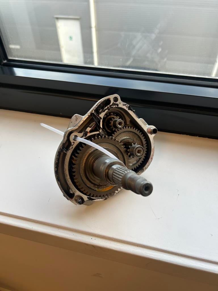 Piaggio vertanding | Plug & Play | 483470-2 transmissie, Ophalen of Verzenden, Zo goed als nieuw, Blok, Piaggio