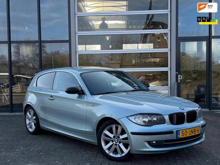 BMW 1-Serie 2.0 118I AUTOMAAT | APK, Auto's, BMW, Bedrijf, 1-Serie, ABS, Airbags, Airconditioning, Alarm, Bluetooth, Boordcomputer