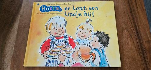 hoera er komt een kindje bij, Boeken, Kinderboeken | Baby's en Peuters, Gelezen, Ophalen of Verzenden