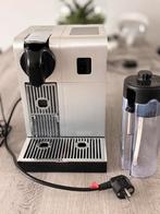 Nespresso DeLonghi volauto koffiemachine + capsulehouder, Witgoed en Apparatuur, Koffiezetapparaten, Ophalen, Zo goed als nieuw