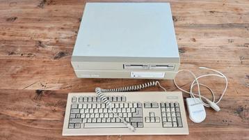 Commodore Amiga 2000 - Zoldervondst beschikbaar voor biedingen