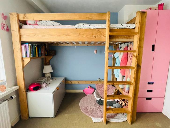 Hele mooie hoogslaper jongens / meisjes massief hout, Kinderen en Baby's, Kinderkamer | Stapelbedden en Hoogslapers, Zo goed als nieuw