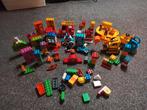 Diverse duplo blokken, poppetjes en auto's, Kinderen en Baby's, Speelgoed | Bouwstenen, Ophalen, Zo goed als nieuw, Overige merken