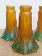 Twee Art deco lampenkappen van bruine en groene glaspasta, Antiek en Kunst, Ophalen of Verzenden