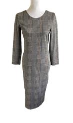 Mooie jurk van Caroline Biss 34, De Kouterbaan 44, 9280 Lebbeke (België), Overige kleuren, Ophalen of Verzenden, Zo goed als nieuw