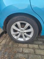 Nissan/Dacia/Renault velgen met all weather banden nu 450,-., Ophalen, Gebruikt, 16 inch, Banden en Velgen
