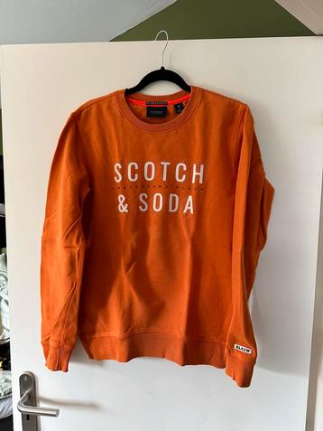 Oranje heren trui van Scotch & Soda maat s 