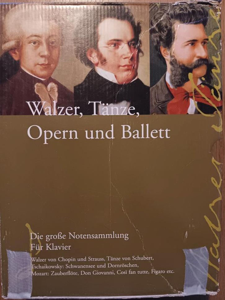 Piano Bladmuziek: Walzer, Tänze, Opern und Ballet, Muziek en Instrumenten, Bladmuziek, Zo goed als nieuw, Artiest of Componist
