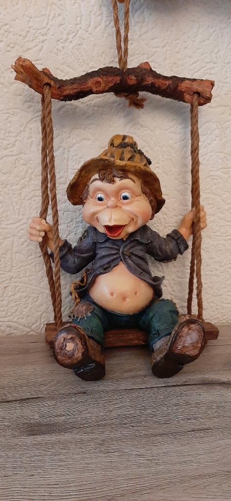 laven efteling Loll op de schommel, Verzamelen, Efteling, Zo goed als nieuw, Beeldje of Poppetje, Ophalen of Verzenden