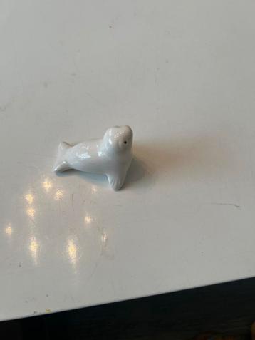 Keramisch Zeehondje Decoratie beschikbaar voor biedingen