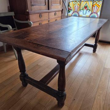 Antieke eikenhouten boeren Engelse tafel beschikbaar voor biedingen