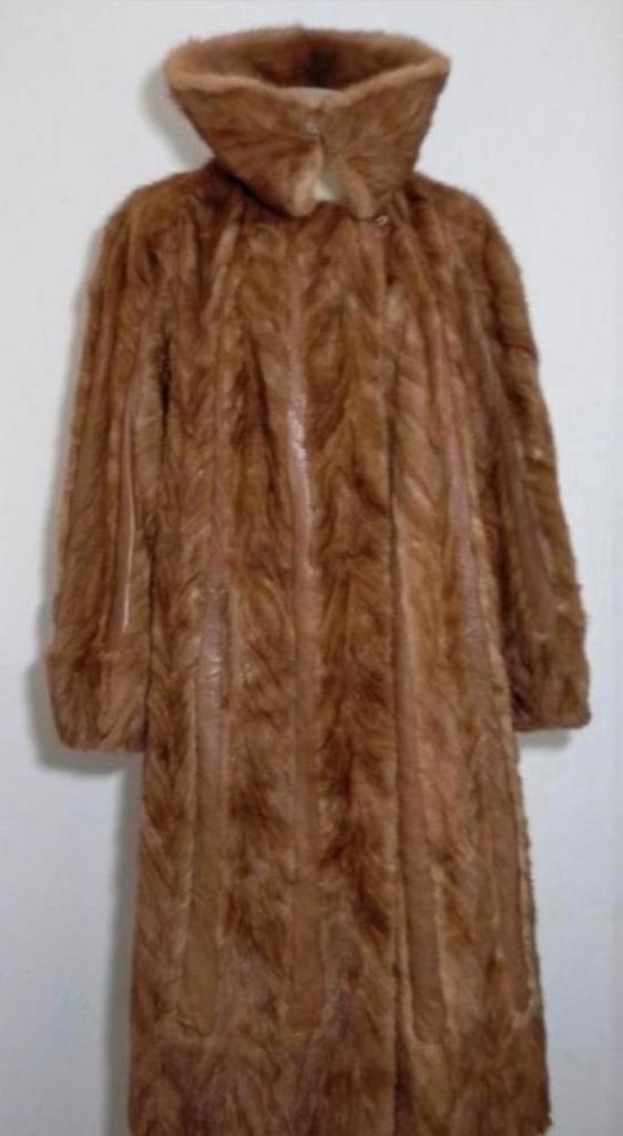 Goudbruine 100% nerts bontmantel met 100% leren tussenbanen, Kleding | Dames, Jassen | Winter, Zo goed als nieuw, Maat 46/48 (XL) of groter