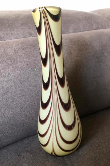 Murano vaas jaren ‘70 beschikbaar voor biedingen