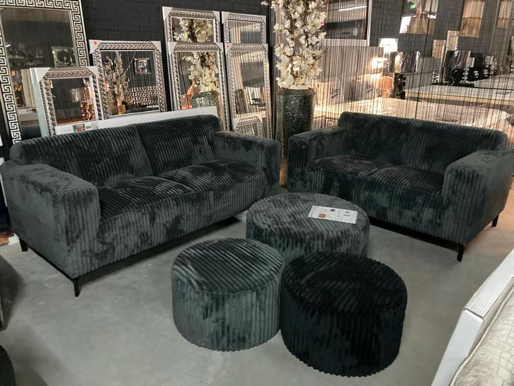 Stijlvolle 2+2 Zits (set), Huis en Inrichting, Banken | Complete zithoeken, Zo goed als nieuw, Stof, Ophalen of Verzenden